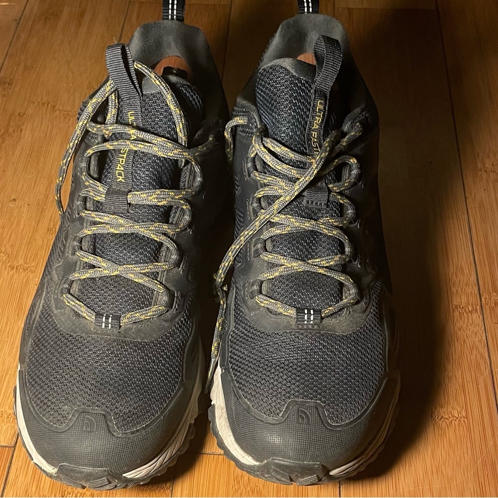 The North Face Men's size 11.5 Hedgehog/Fastligh Hiking Shoes Waterproof Vibram
